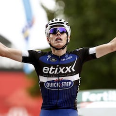 De la Cruz conquista el primer triunfo español y es nuevo líder