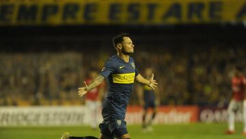 Mauro Zárate le sigue metiendo presión a Alfaro