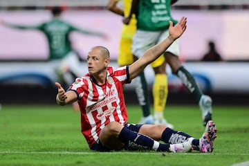 Javier -Chicharito- Hernandez of Guadalajara during the 8th round match between Guadalajara and Leon as part of the Liga BBVA MX, Torneo Apertura 2024 at Akron Stadium on September 18, 2024 in Guadalajara, Jalisco, Mexico.