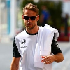 Button: "Alonso es un reto más consistente que Hamilton"