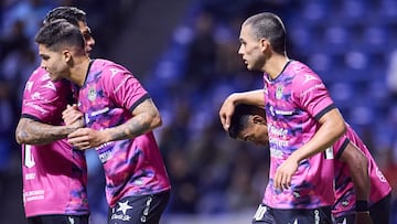 Roberto Meraz, Luis Amarilla, Gilberto Adame of Mazatlan during the 4th round match between Puebla and Mazatlan FC as part of the Liga BBVA MX, Torneo Clausura 2025 at Cuauhtemoc Stadium, on January 28, 2025 in Puebla Mexico.