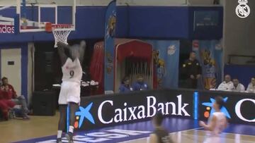 Aún no ha explotado Garuba y el Madrid ya asusta con otra joya: el mate de un infantil