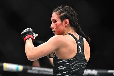 Alexa Grasso, en decadencia