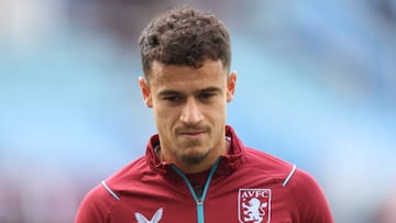 BIRMINGHAM, ENGLAND - OCTOBER 16: Philippe Coutinho of Aston Villa during the Premier League match between Aston Villa and Chelsea FC at Villa Park on October 15, 2022 in Birmingham, United Kingdom. (Photo by James Williamson - AMA/Getty Images)