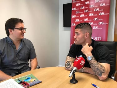 Garza: "A lo mejor soy m¨¢s extranjero que americano"