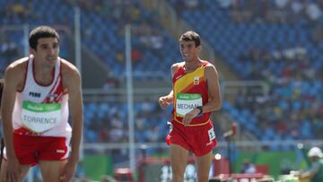 JJOO38. RÍO DE JANEIRO (BRASIL), 17/08/2016.- El español Adel Mechaal participa hoy, miércoles 17 de agosto de 2016, durante la carrera de 5000 m de la competencia de atletismo de los Juegos Olímpicos Río 2016, en el Estadio Olímpico de Río de Janeiro (Brasil). EFE/SRDJAN SUKI