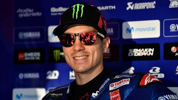 Maverick Vi&ntilde;ales.