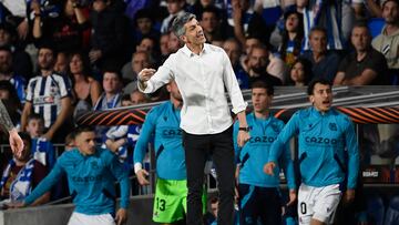 Real Sociedad's Spanish coach Imanol Alguacil reacts during the UEFA Europa League last 16 second leg football match between Real Sociedad and AS Roma at the Reale Arena stadium in San Sebastian on March 16, 2023. (Photo by ANDER GILLENEA / AFP)