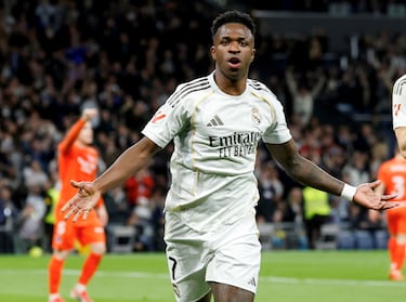 El brasileño hizo un doblete desde los once metros. Más allá de eso, volvió a demostrar su mejor versión. Cuando Vini está así es imparable.