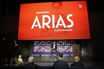 Presentación de Santiago Arias como nuevo jugador del Atlético de Madrid.