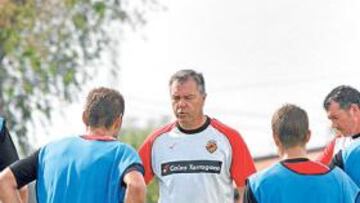 <b>CLARO. </b>Ferrando se defendió ayer de las críticas que le llegan.