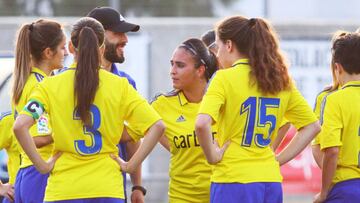Las jugadoras del Cádiz Femenino durante un partido.