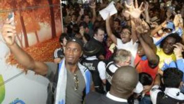 Drogba llega a Montreal como una súper estrella