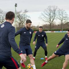 El juego y el balón parado, propósitos para el Athletic