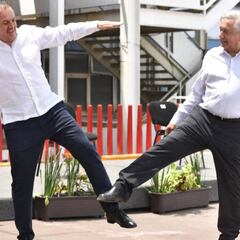 Cuauhtémoc Blanco y AMLO pusieron ejemplo de la ‘sana distancia’