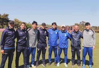 “Es mi cuarta etapa en Chile y es un placer... Tengo la suerte de tener una esposa que se banca todas”