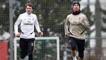 Dupont y Sergio Ramos, en un entrenamiento del Real Madrid. 