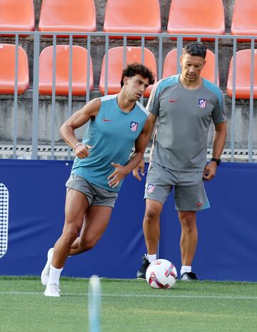 El delantero portugués, João Félix, entrenando en las instalaciones deportivas del Cerro del Espino. 