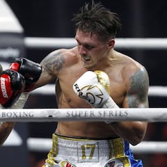Usyk se doctora en Letonia