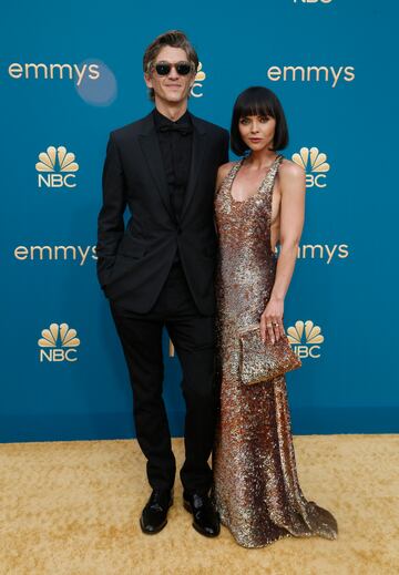 Christina Ricci en la alfombra roja de los Premios Emmy 2022.