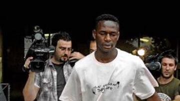 <b>TRISTE. </b>Diarra llegará hoy a Madrid para ver el alcance de su lesión.