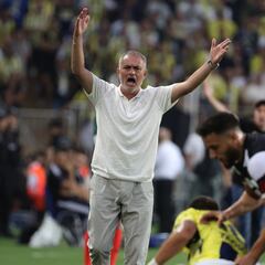 Mourinho caldea su primer gran derbi turco