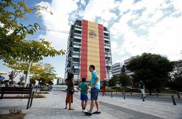 Ramos' national holiday surprise: "I was out walking the dog..."