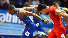 FMA0001. Birmingham (United Kingdom), 03/03/2018.- Christian Coleman (L) of the USA takes gold in the Mens 60m at the IAAF World Indoor Athletic Championships in Birmingham Arena Birmingham, in Birmingham, Britain, 03 March 2018. (Estados Unidos) EFE/EPA/