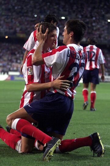 25 de agosto de 2001. Torres marcó su primer gol en el Calderón. Fue contra el Jaén en Segunda División. El partido acabó 2-0.