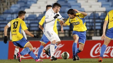 Campuzano intenta librarse de los defensores del Real Unión