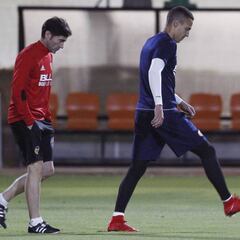 Rodrigo: "Estamos a muerte con Marcelino y él con nosotros"