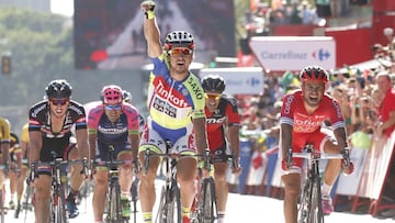 Peter Sagan celebra su victoria en la tercera etapa de la Vuelta a Espa&ntilde;a 2015 tras imponerse al sprint en la llegada a M&aacute;laga.