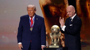 Trump e Infantino.