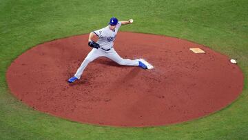 Alex Wood llev&oacute; un no-hitter hasta la sexta entrada para Los Angeles Dodgers.