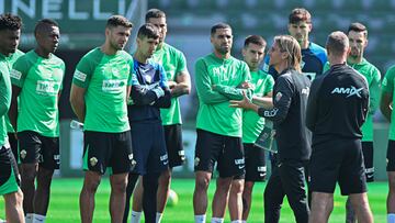 22/03/23  ENTRENAMIENTO ELCHE 
SEBASTIAN BECACCECE PRIMER ENTRENO
CHARLA GRUPO