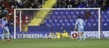 1-1. Diop marca el gol del empate.