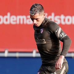 Intensa sesión de remate del Atlético: "Hay que meterla"