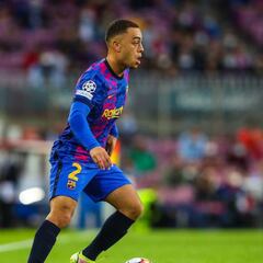 Barcelona: Sergiño Dest ruled out of UCL game against Benfica