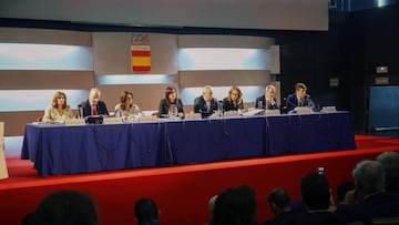 Mar&iacute;a Jos&eacute; Rienda junto a Alejandro Blanco en la Asamblea General del COE.