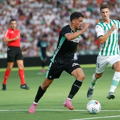 El Betis se impone al Córdoba a media luz