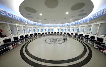 Interior del vestuario del Manchester City antes del duelo frente al Real Madrid.