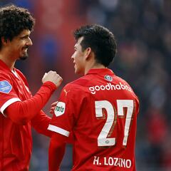 Gol tempranero del Chuky Lozano y el PSV arrolló al PEC Zwolle