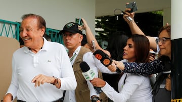 Colombian centre-right presidential candidate Rodolfo Hernandez of Anti-Corruption Rulers' League Party arrives to cast his vote at a polling station during the second round of the Colombian presidential election in Bucaramanga, Colombia June 19, 2022. REUTERS/Jaime Moreno NO RESALES. NO ARCHIVES