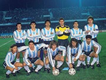 La indumentaria con que jugó Argentina en la Copa del 1991.