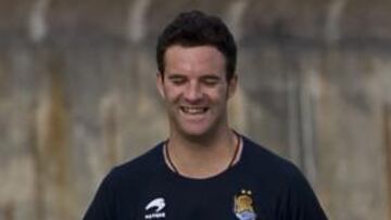 Viguera se entrena con la Real.