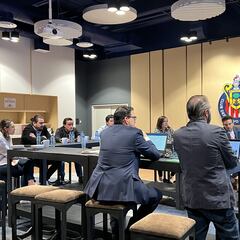 Se reúnen Mikel Arriola y Amaury Vergara en Guadalajara