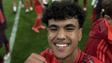 Aznou, con el Bayern. @FCBayern