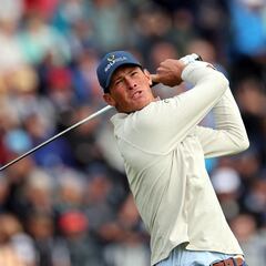 Who is Christo Lamprecht and how tall is the Masters player?