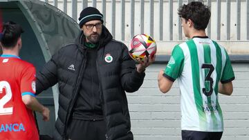 Sergio Matabuena, entrenador del Racing.