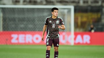 Gilberto Mora of Mexico during FIFA U-20 Mens World Cup Chile 2025 match between Mexico (Mexican National Team ) and Argentina as part Quarter-final at Nacional Julio Martinez Pradanos Stadium, on October 11, 2025 in Santiago, Chile.